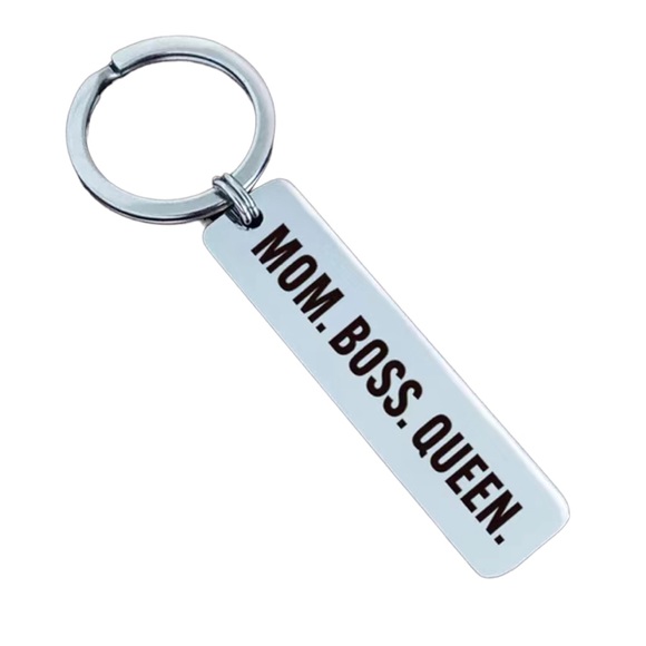 Silver Tone Mom Keychain - Picture 1 of 5